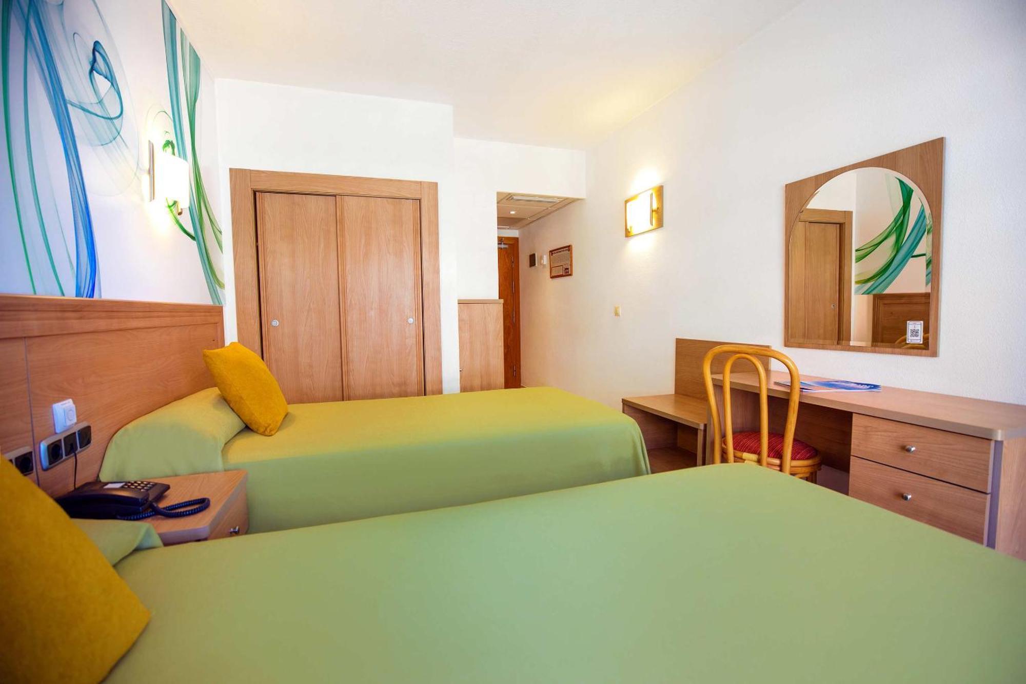 Hotel Servigroup Papa Luna Peniscola Room photo