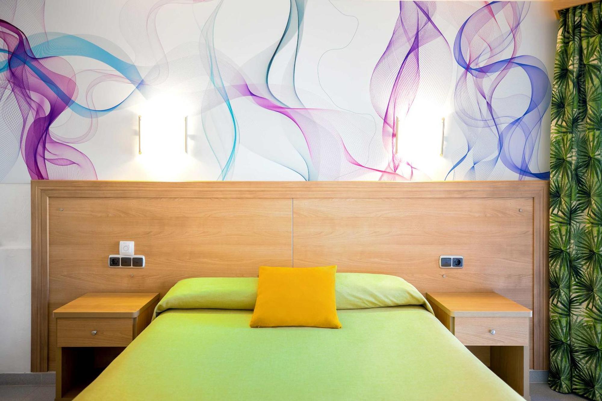 Hotel Servigroup Papa Luna Peniscola Room photo